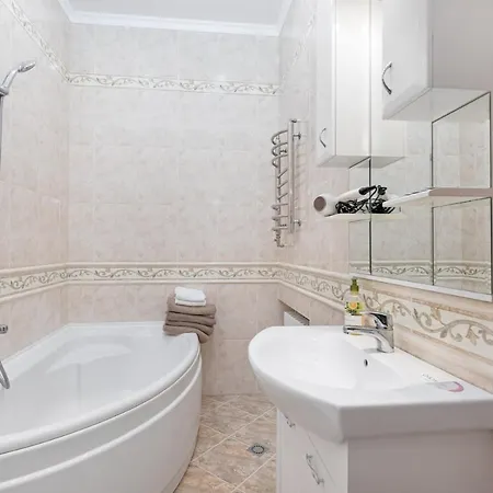Апартаменти Deribasivska Prestige 2-bedroom