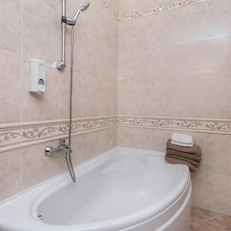 Lejlighed Deribasivska Prestige 2-bedroom Odessa